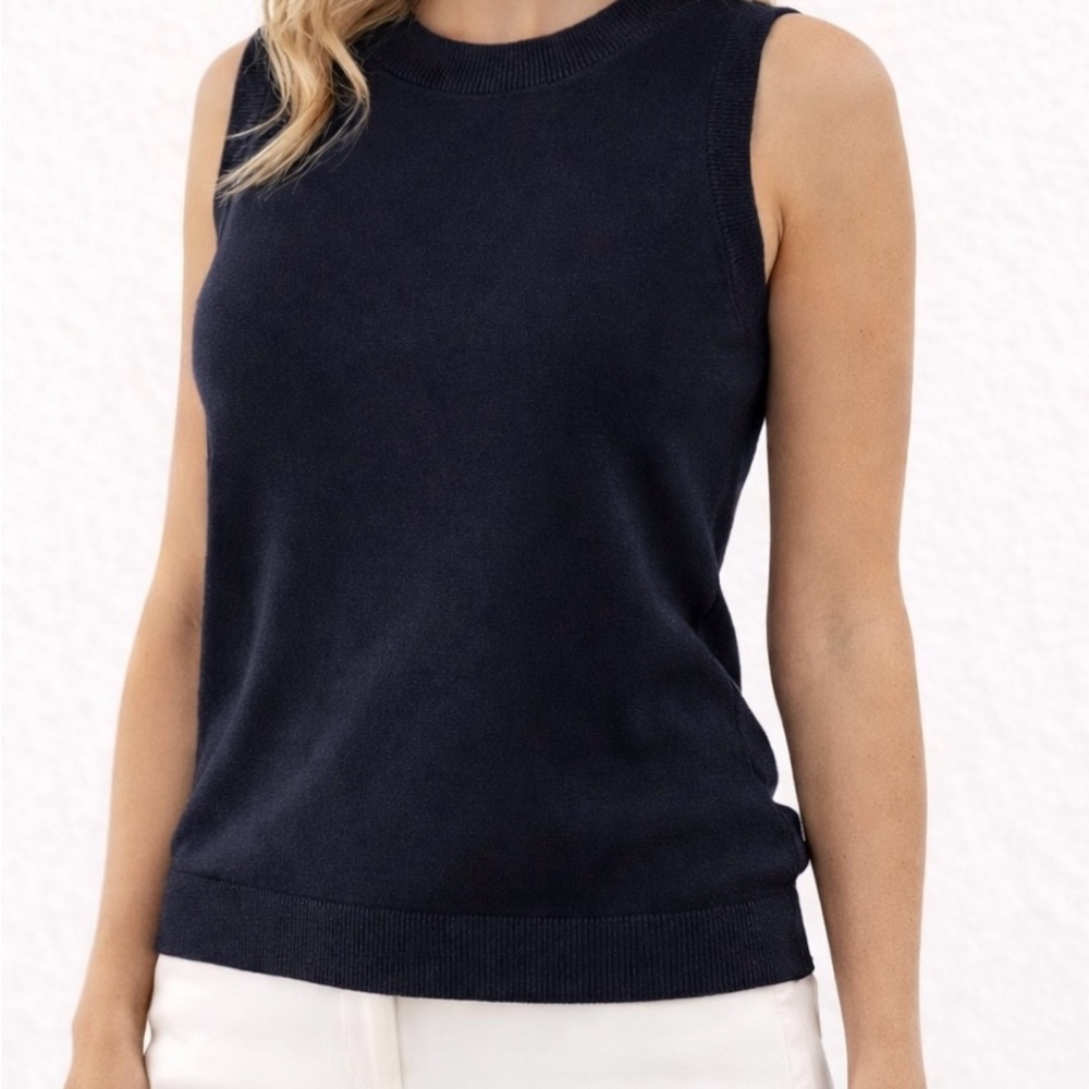 St. John Black Sleeveless Knit Top Women’s P Ribbed Hem Classic Luxury